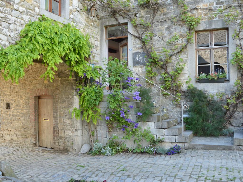 Enchanting Cottage With Terrace Garden Hamoir Екстериор снимка